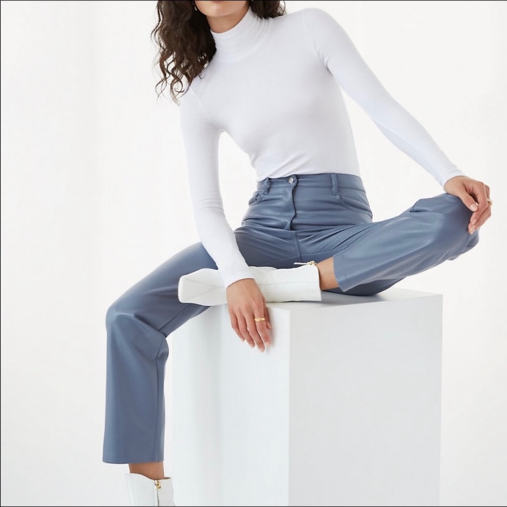White Sunday Best FRESHMAN Turtle Neck